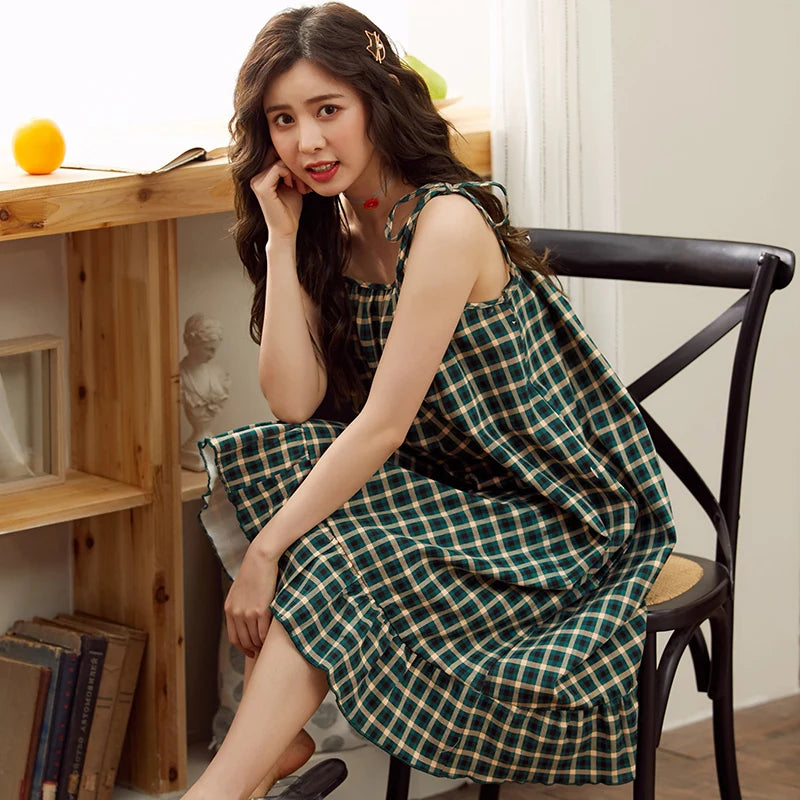 Big Yards 5XL Young Girls Cotton Nightgown Sexy Spaghetti Strap Night Dress Lady V-Neck Nighties Sleeveless Sleepwear Nightwear