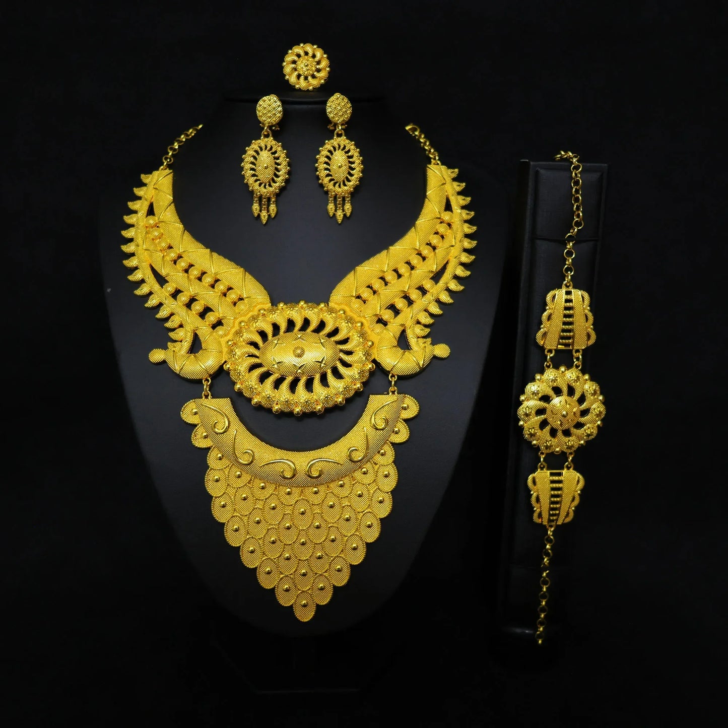 hot selling necklaces earrings bracelets ring jewelry sets four-piece Dubai African bride wedding accessories