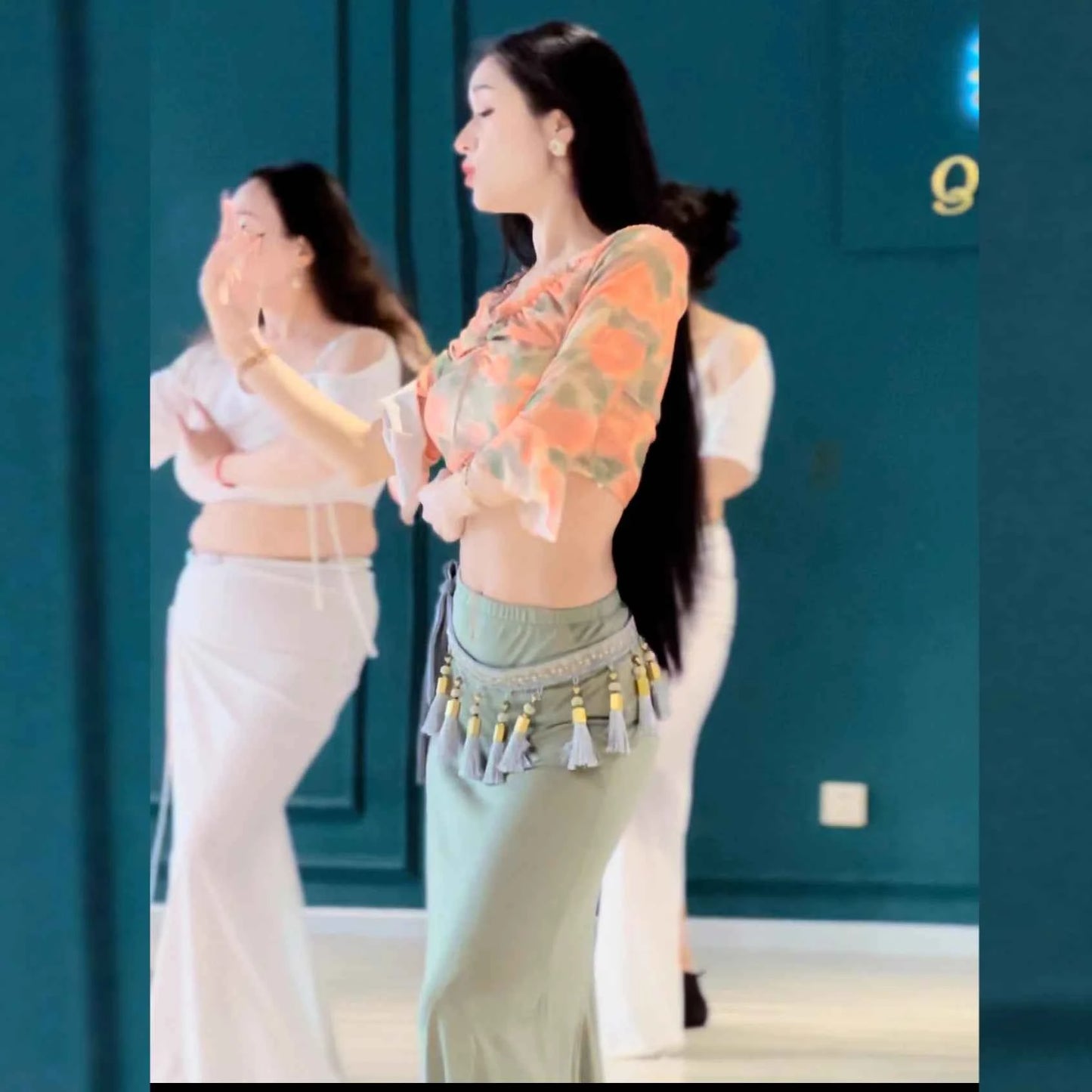 Yue Meng Feng Lu 2024 New Belly Dance Practice Suit Beginner Spring Summer Breathable Bell Sve Performance Costume Women