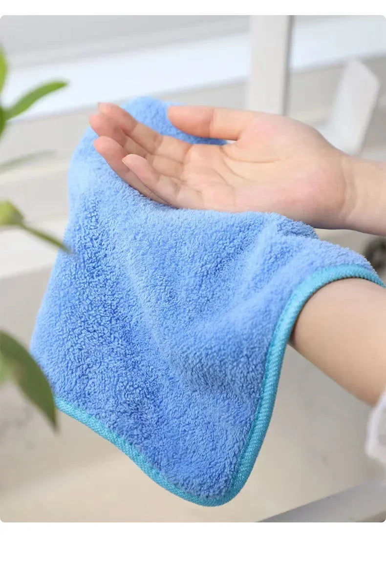 4pcs Coral Velvet Bathroom Supplies, Soft Hand Towel, Absorbent Cloth Dishcloths, Hanging Cloth, Kitchen Accessories - AMULET RING STORE