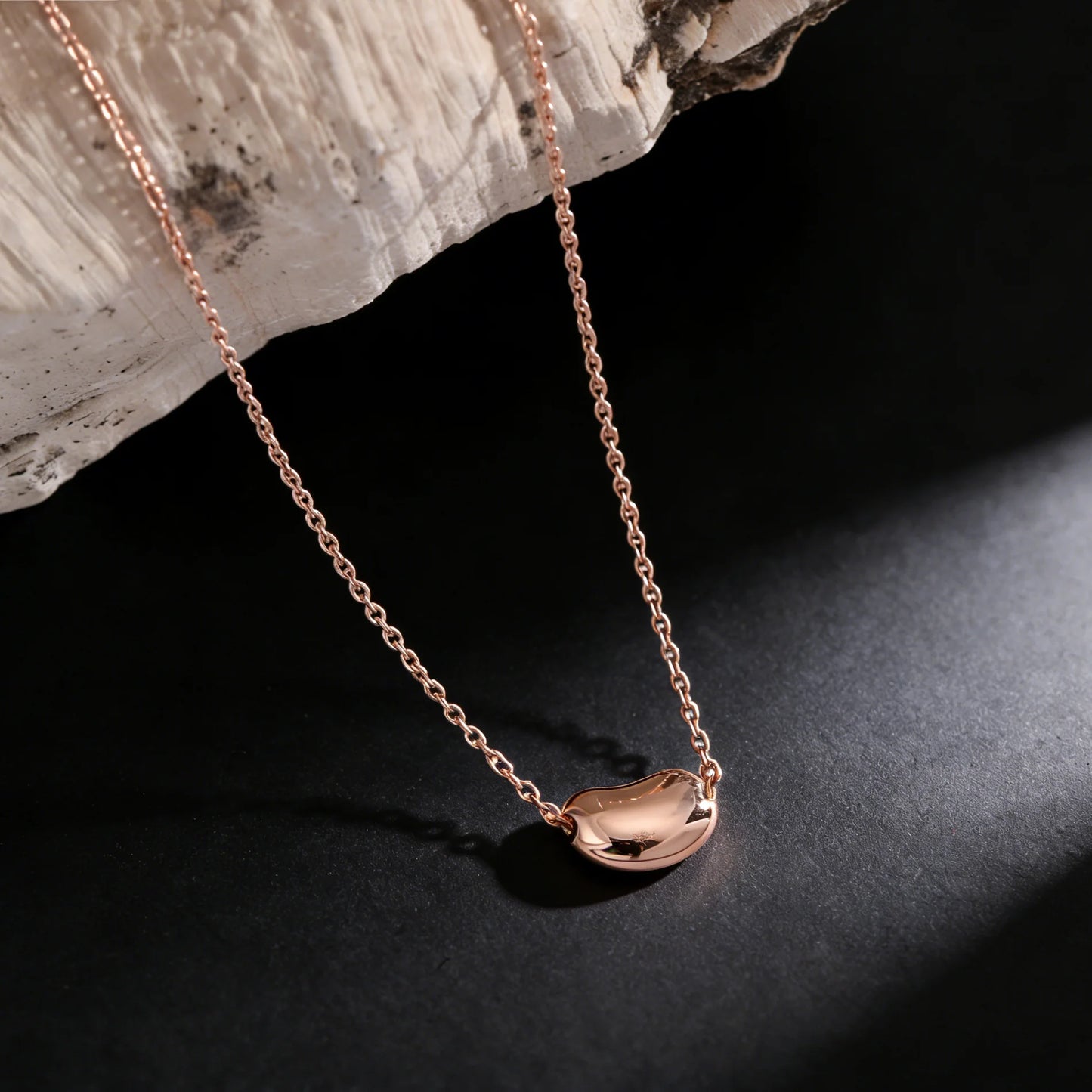 925 Sterling Silver Pea Necklace, Simple Delicate Chain Accessory, Suitable for Women's Everyday Casual Wear