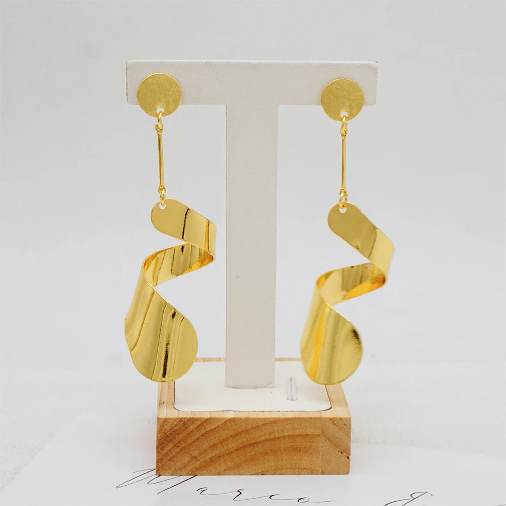 Fan Shape Earrings New Fashion Dubai Gold Color Drop Earrings French African Women Girls Party Gifts Wedding Jewelry Earring