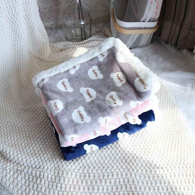 Thick Lamb Fleece Pet Dog Blanket Soft Flannel Cat And Dog Cushion To Keep Warm Cat And Dog Sleeping Blanket Winter Pet Cushion