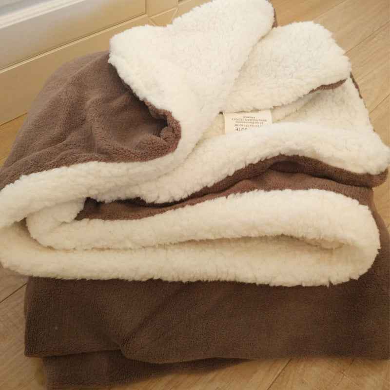Small Sand Cover Lamb Double Layered Thickened Office Nap Blanket