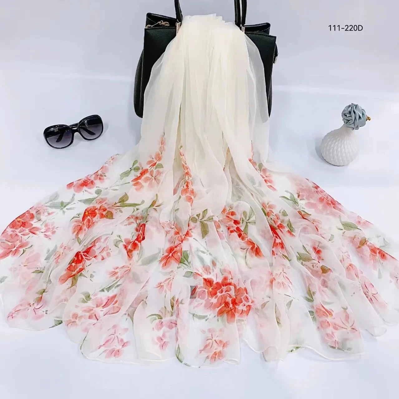 2025 Silk Scarf Women Hijab Pashmina Long Beach Stoles Shawl Wrap Headbands Spring Warm Scarves Bandana Ladies Neckscarf Foulard