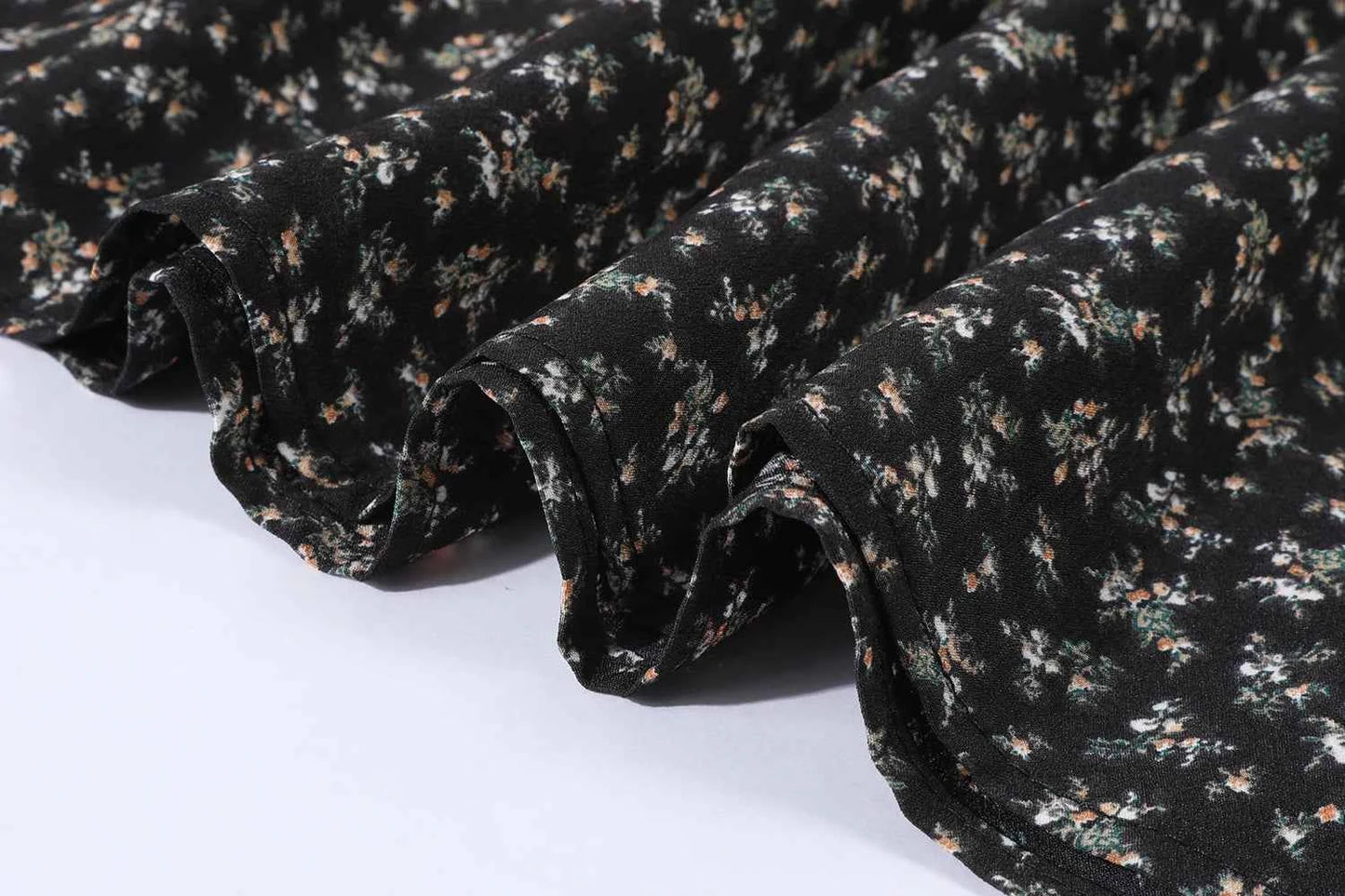 High Waist Vintage Floral Printed Women's Umbrella Skirts 2025 New Spring Autumn Black Casual Loose Straight A-line Skirt Female