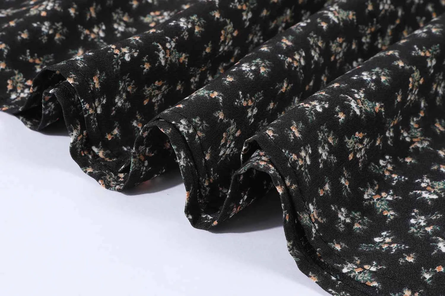 High Waist Vintage Floral Printed Women's Umbrella Skirts 2025 New Spring Autumn Black Casual Loose Straight A-line Skirt Female