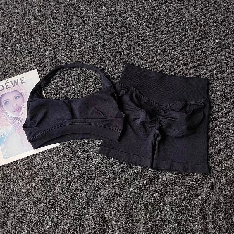 2 Pieces Yoga Suit for Women Seamless Fitness Gym Clothes Halter Sports Bra Matching Impact Shorts Workout Sets Gym Outfit