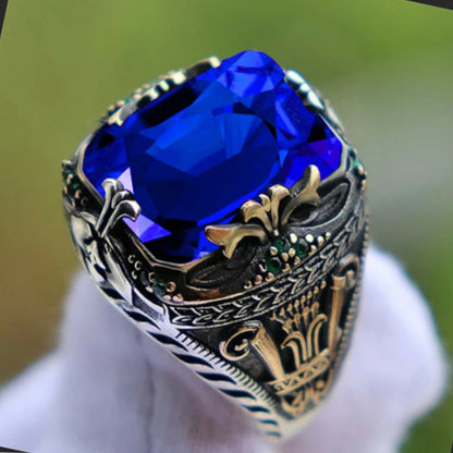 Inlaid Emerald Men's Luxury Ring