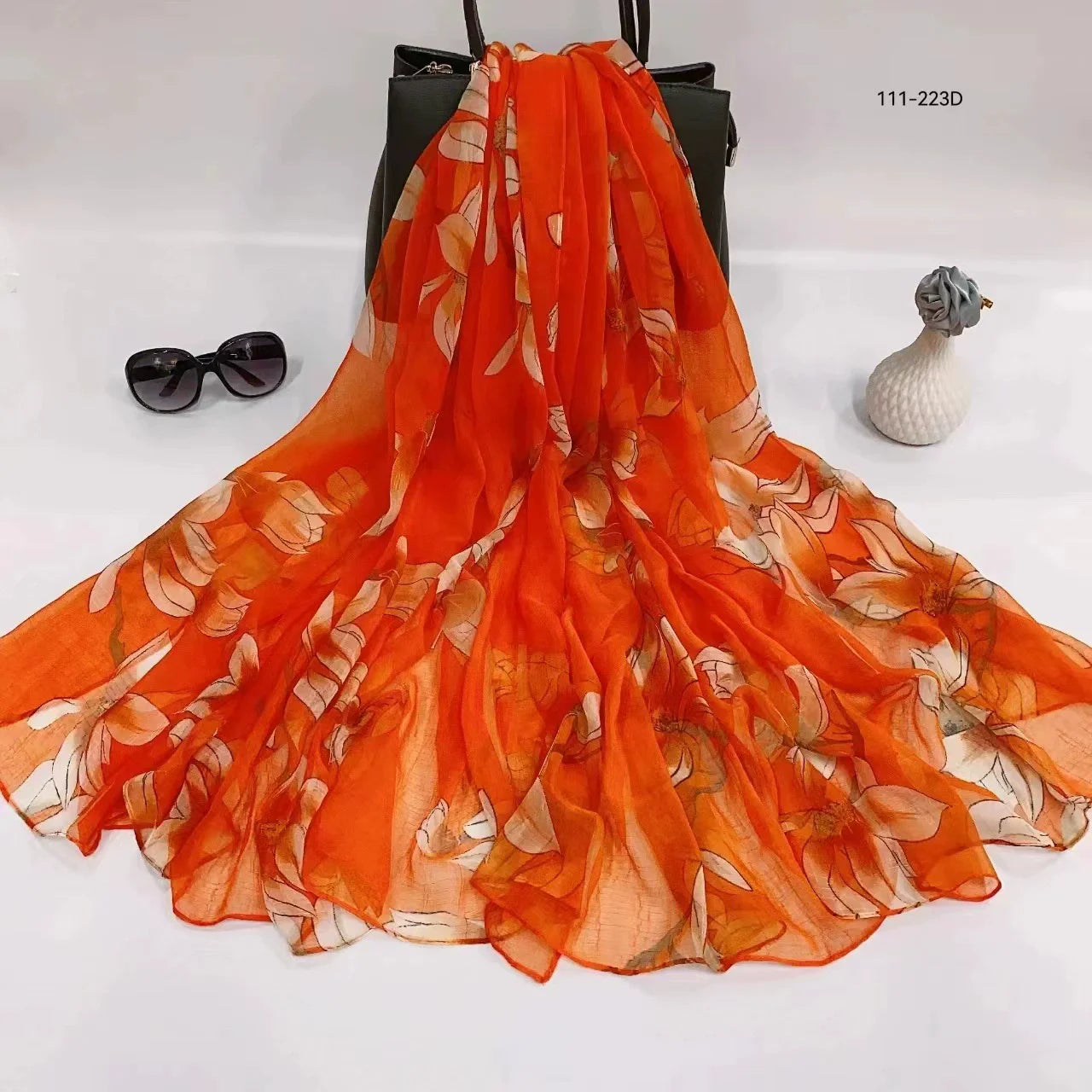 2025 Silk Scarf Women Hijab Pashmina Long Beach Stoles Shawl Wrap Headbands Spring Warm Scarves Bandana Ladies Neckscarf Foulard