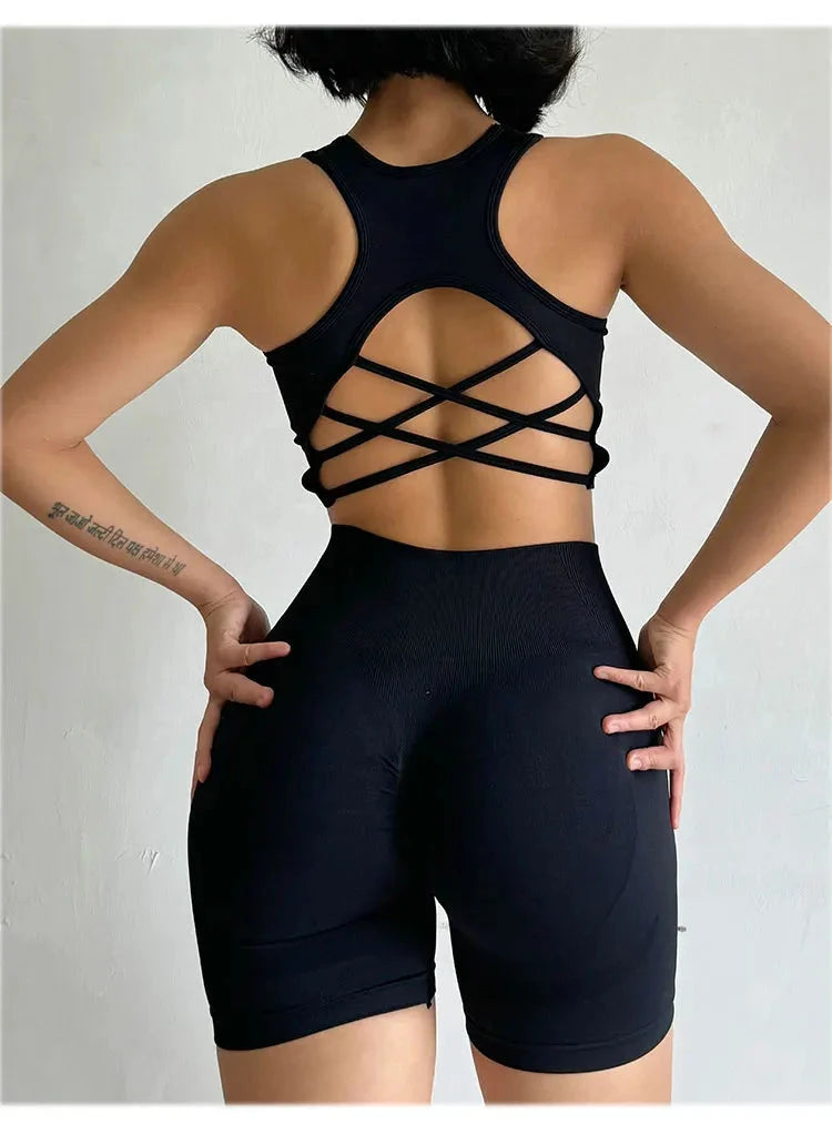 High Waist Seamless Fitness Suit Shockproof Sports Bra Women Quick-drying Training for Lifting Buttocks Three-point Shorts Sets