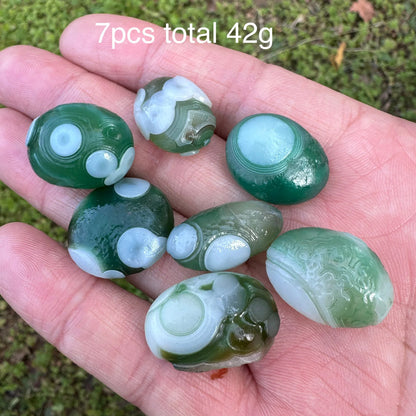 Natural Green Sardonyx Alxa Gobi Agate Rock Specimen Energy Crystal Healing Stone Garden Decor GK1-22 (olive oil maintain)