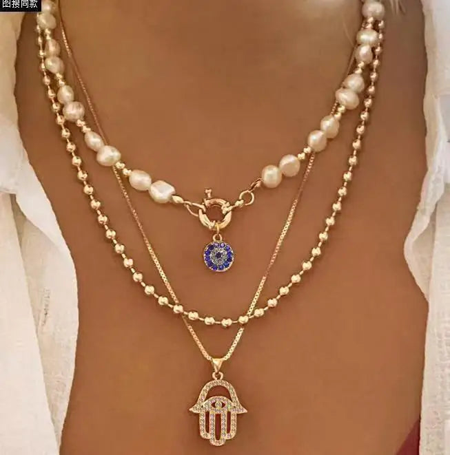 Sparkling women's fashionable necklace combination, trendy and avant-garde pendant, suitable for daily wear and holiday parties