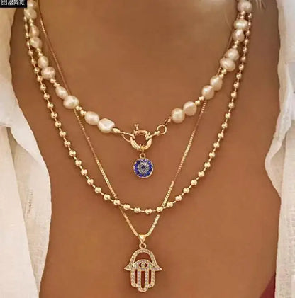 Sparkling women's fashionable necklace combination, trendy and avant-garde pendant, suitable for daily wear and holiday parties