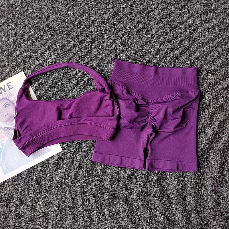 2 Pieces Yoga Suit for Women Seamless Fitness Gym Clothes Halter Sports Bra Matching Impact Shorts Workout Sets Gym Outfit
