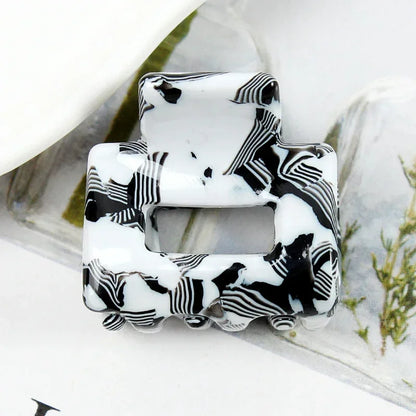 Bgffuy Leopard Korea Acetate Hollow Colorful Mini Hair Claws Crab Hair Clips for Child Girls Hairpins Hair Accessories Barrettes