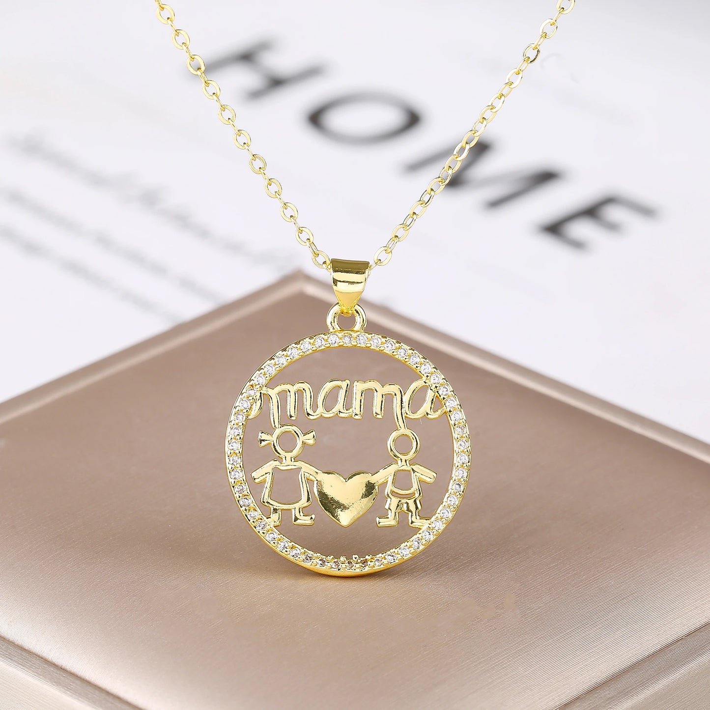 Luxury High Quality Round Shape Mama Children Shine Zircon Pendant Necklace For Women Clavicle Chain Jewelry Mother's Day Gifts