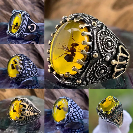 Beautiful ring the color of the stone really makes it stand out AMULET RING STORE