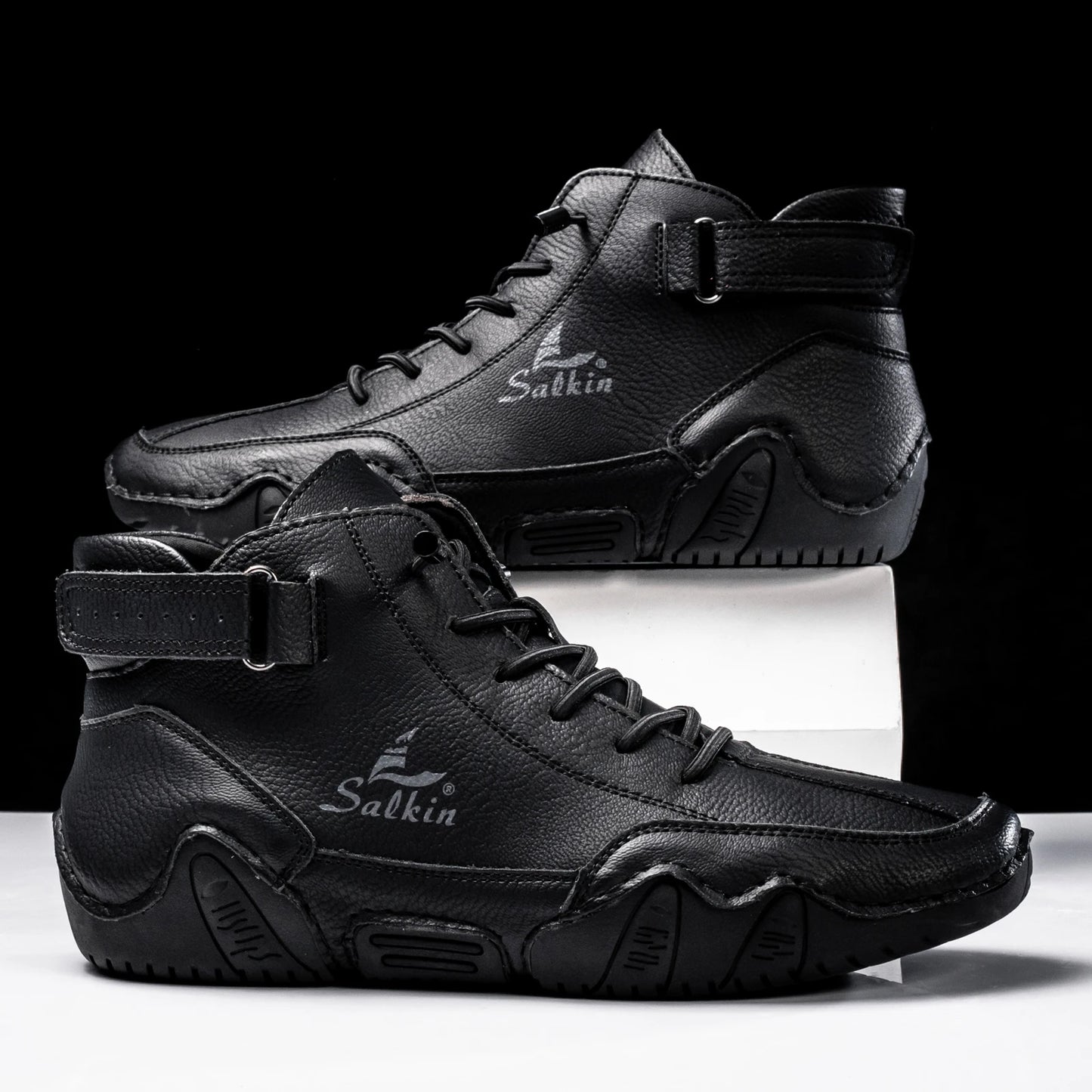 New 2025 Handmade Leather Casual Men Shoes Design Sneakers Man Breathable Leather Shoes Men Ankle Boots Outdoor