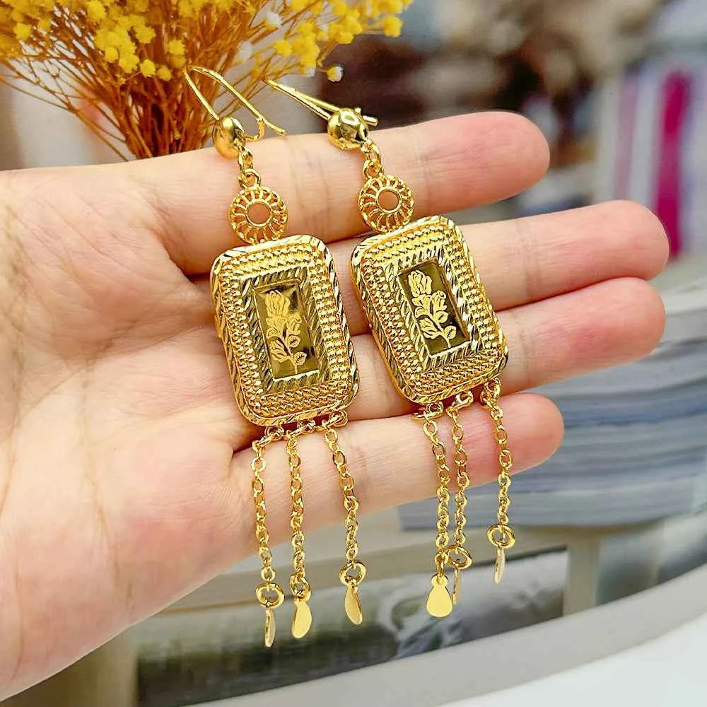 Earring Tassel Necklace Middle East 4pcs Jewelry Women Cuff Bangles with Ring Jewelry Dubai Fashion Set African Jewelry Wedding