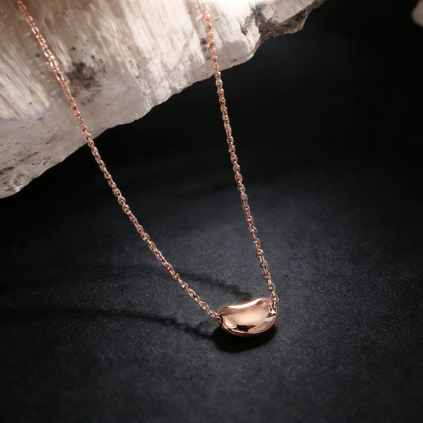 925 Sterling Silver Pea Necklace, Simple Delicate Chain Accessory, Suitable for Women's Everyday Casual Wear