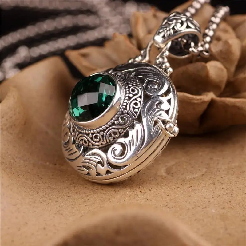 Retro Gawu Box Pendant Can Open Photo Box Sachet Necklace AMULET RING STORE