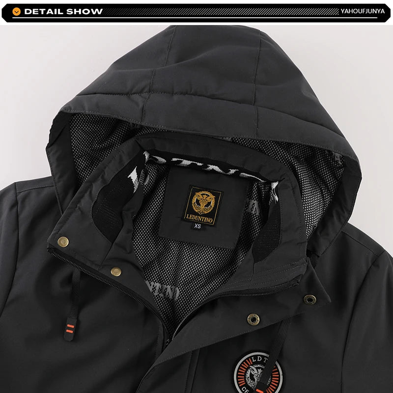Winter Men Outdoor Windbreak Warm Travel Jacket Men Hooded Casual Fashion Sport Waterproof Climbing Trekking Jacket Male Coat