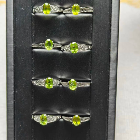 wholesale natural New Peridot oval Faceted  various types Ring Design Trendy and Versatile Simple  live ring couple gift
