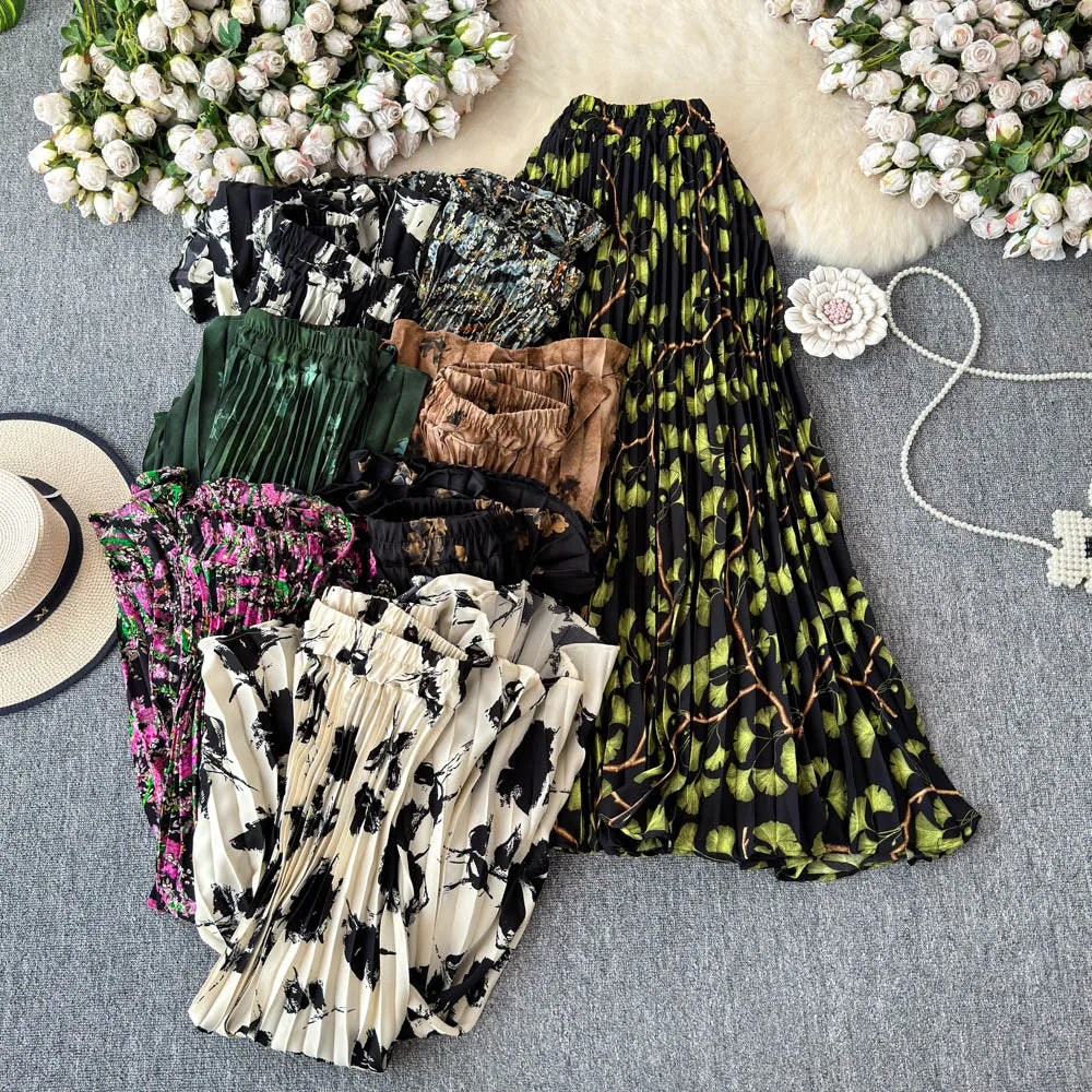 Chiffon A-Line Midi Skirt Women's Autumn 2025 New Sle Cover Hip Draped Large Swing Umbrella Skirt Pleated Floral Skirt