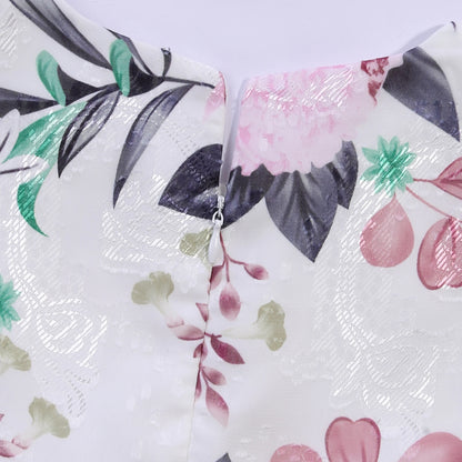 Sweet style children's dress, a dress with bow patterns suitable for middle-aged to older children, a flower girl style fashion