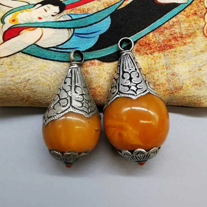 Nepal Hand Vintage Pendants Big Pearl Copper Capped Amber TBP333