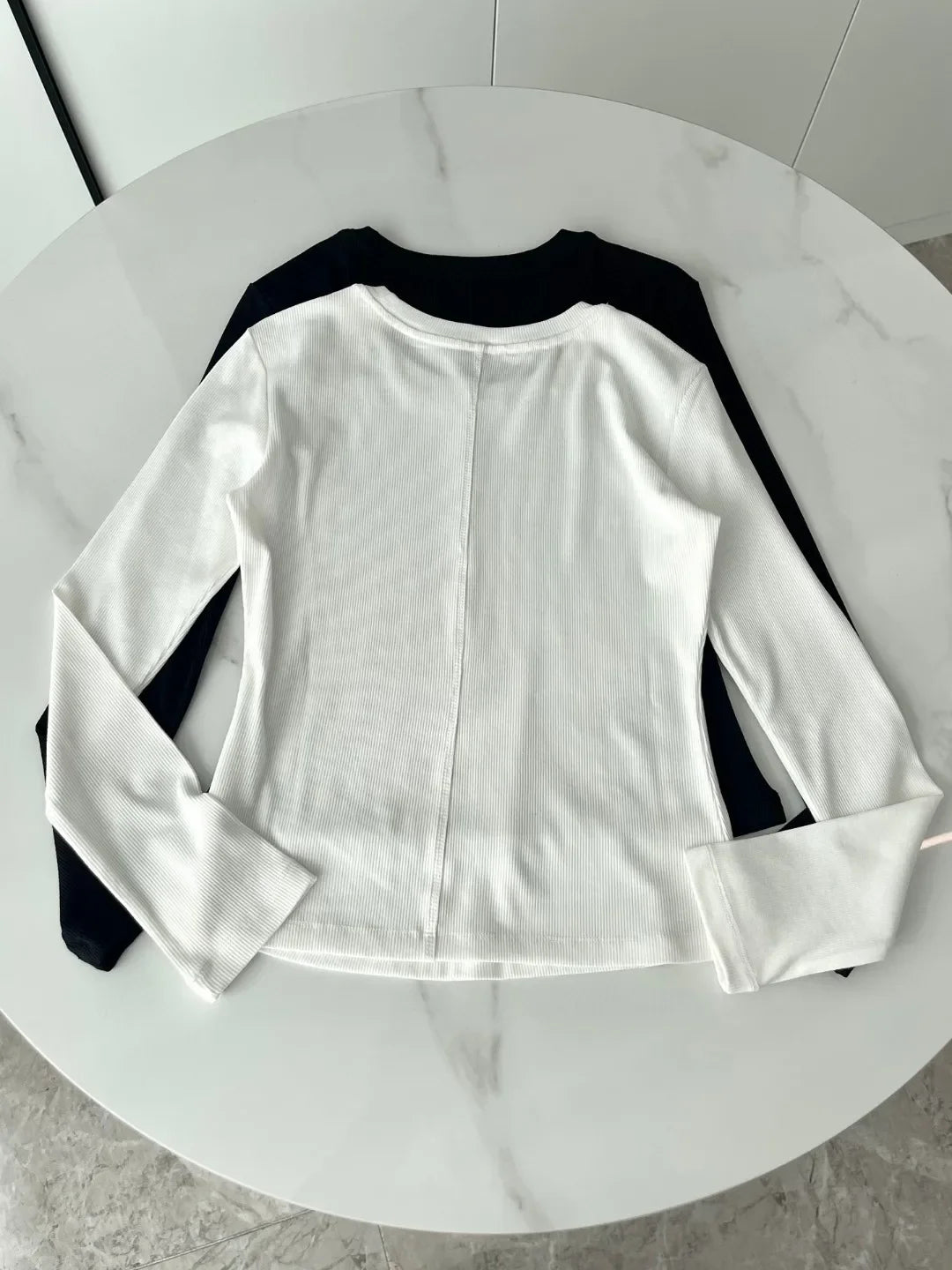 Women's Sports Quick Drying Fitness Yoga Top Simple Black White Long Sleeved Threaded T-shirt Fashion Solid Color Cotton T-shirt