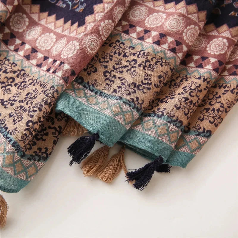 2025 Luxury Retro Bohemian Floral Women Viscose Scarf Designer Shawl Cotton Linen Feeling Tassel Pashmina Muslim Hijab Wrap