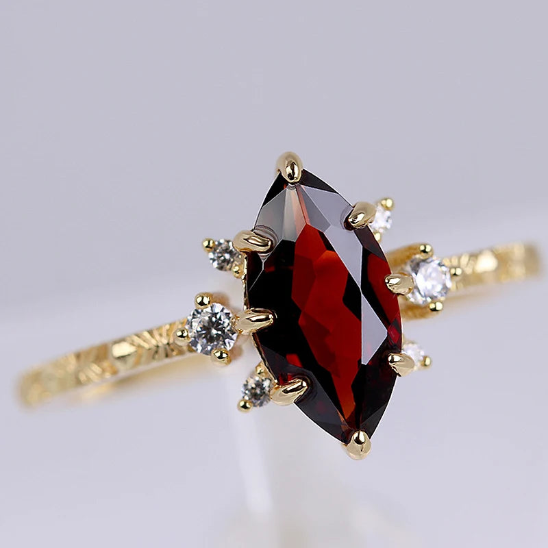 LAMOON Vintage Natural Garnet Rings For Women Natural Gemstone Luxury Wedding Engagement Ring 925 Sterling Silver Gold Plated