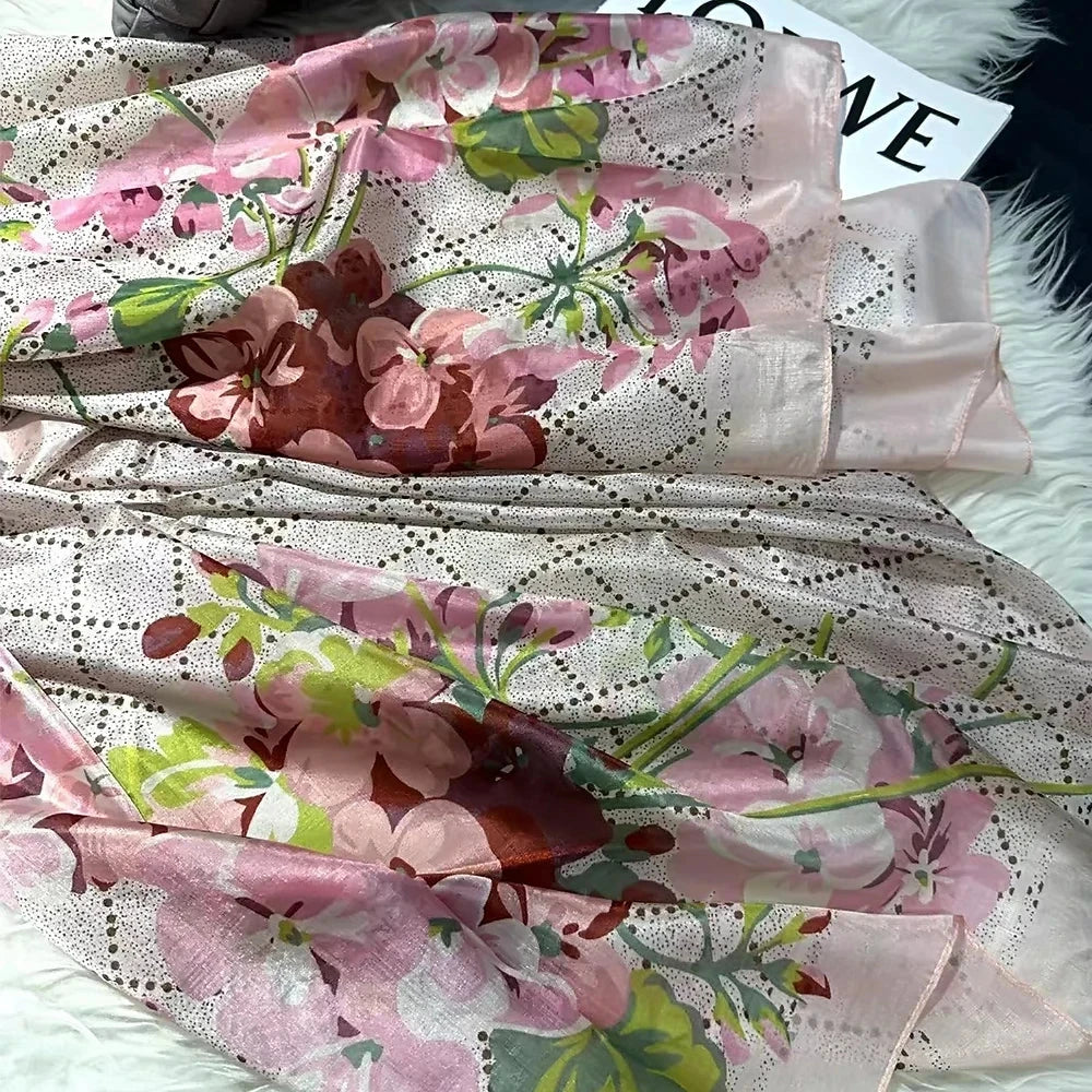 Brand Beige Cartoon Cat 100% Silk Scarf Shawl Bufanda Women Spring Fall Fashion Large Size Winter Long Scarves Bufanda 180*110cm