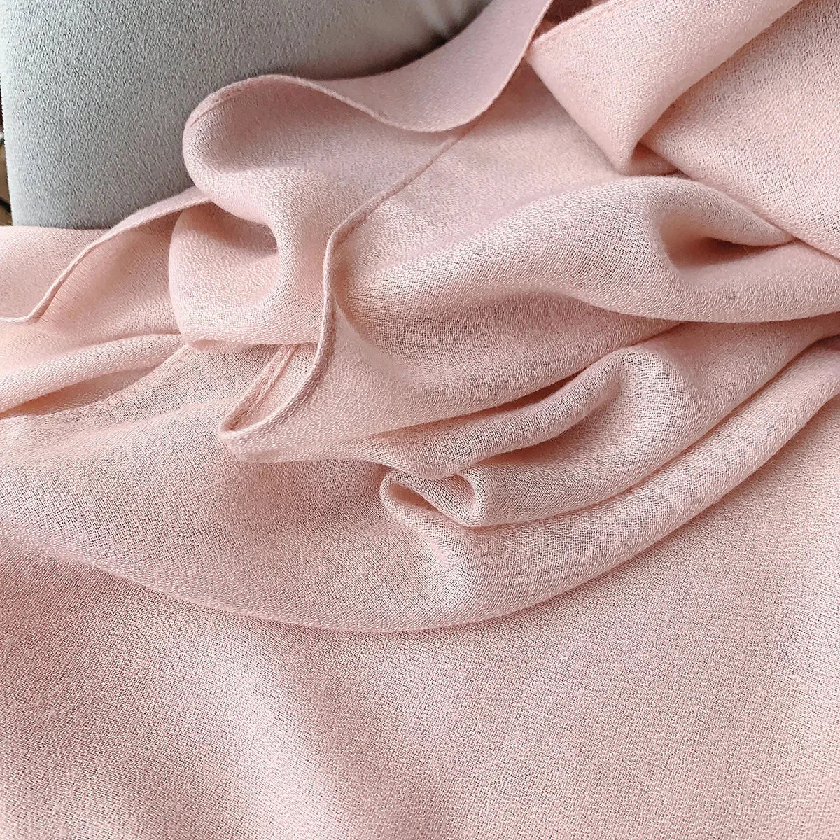 New Solid Cotton Scarf for Women Winter Warm Tassel Linen Pashmina Scarves Hijab Lady Foulard Shawls Wraps Female Bandana