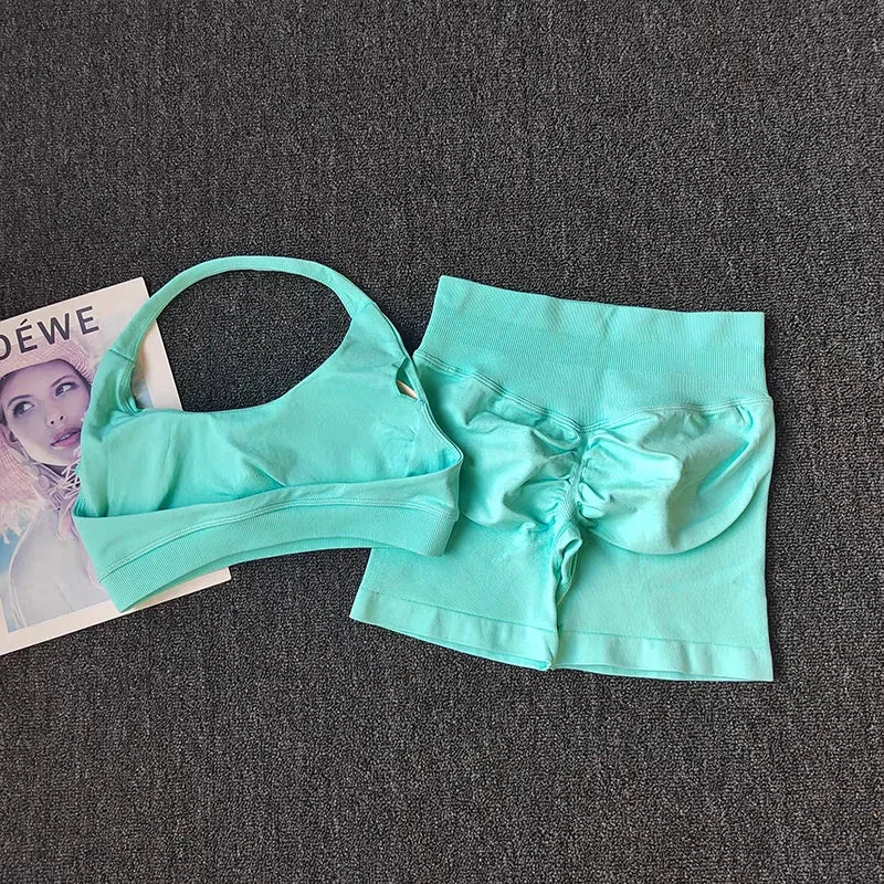 2 Pieces Yoga Suit for Women Seamless Fitness Gym Clothes Halter Sports Bra Matching Impact Shorts Workout Sets Gym Outfit