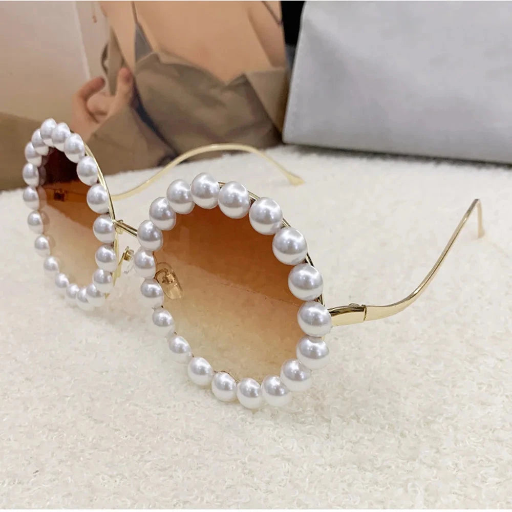 Pearls Decorative Sunglasses Women Luxury Fashion Trend Sun Glasses Gradient Color Lenses UV Protection Eyewear Fast Shipping