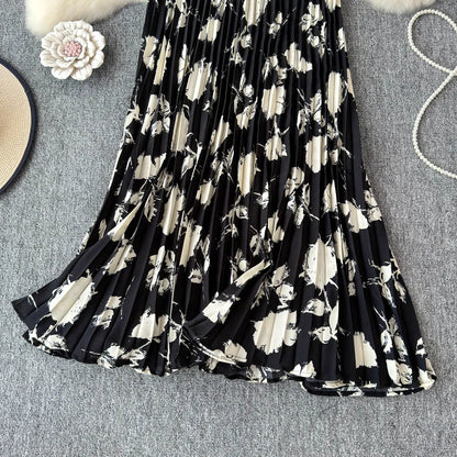 Chiffon A-Line Midi Skirt Women's Autumn 2025 New Sle Cover Hip Draped Large Swing Umbrella Skirt Pleated Floral Skirt
