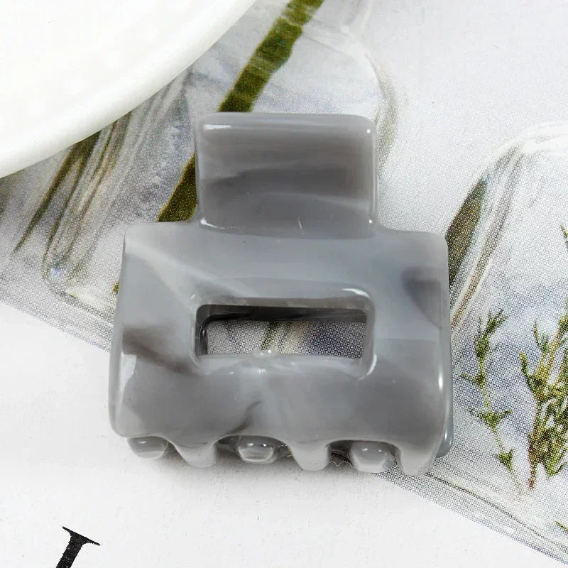 Bgffuy Leopard Korea Acetate Hollow Colorful Mini Hair Claws Crab Hair Clips for Child Girls Hairpins Hair Accessories Barrettes