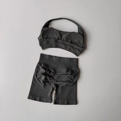 2 Pieces Yoga Suit for Women Seamless Fitness Gym Clothes Halter Sports Bra Matching Impact Shorts Workout Sets Gym Outfit