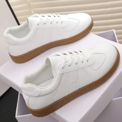 Leisure Sports Shoes For Women Comfortable Soft Bottom Outdoor Walking Shoes Lady Fashion Flats Shoes New Low-top Shoes - AMULET RING STORE