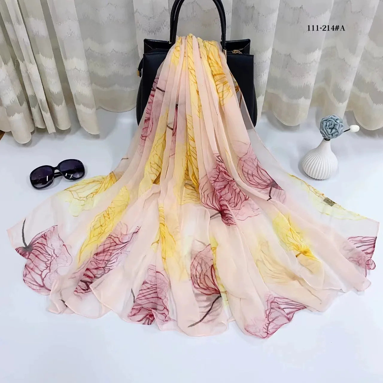 2025 Silk Scarf Women Hijab Pashmina Long Beach Stoles Shawl Wrap Headbands Spring Warm Scarves Bandana Ladies Neckscarf Foulard