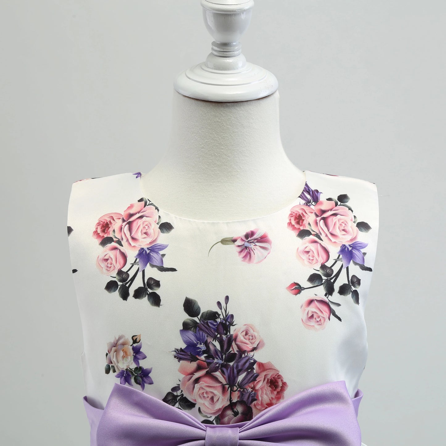 2025 New Girls' Dress Sleeveless Mesh Pommel Dress Lace Princess Dress Holiday Party Children's Dress Sold Well