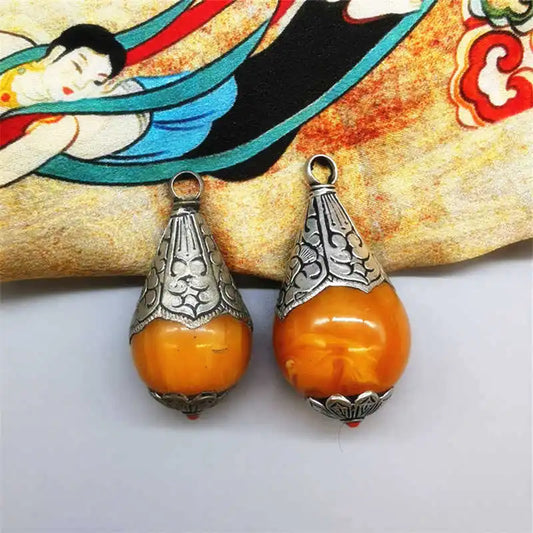 Nepal Hand Vintage Pendants Big Pearl Copper Capped Amber TBP333