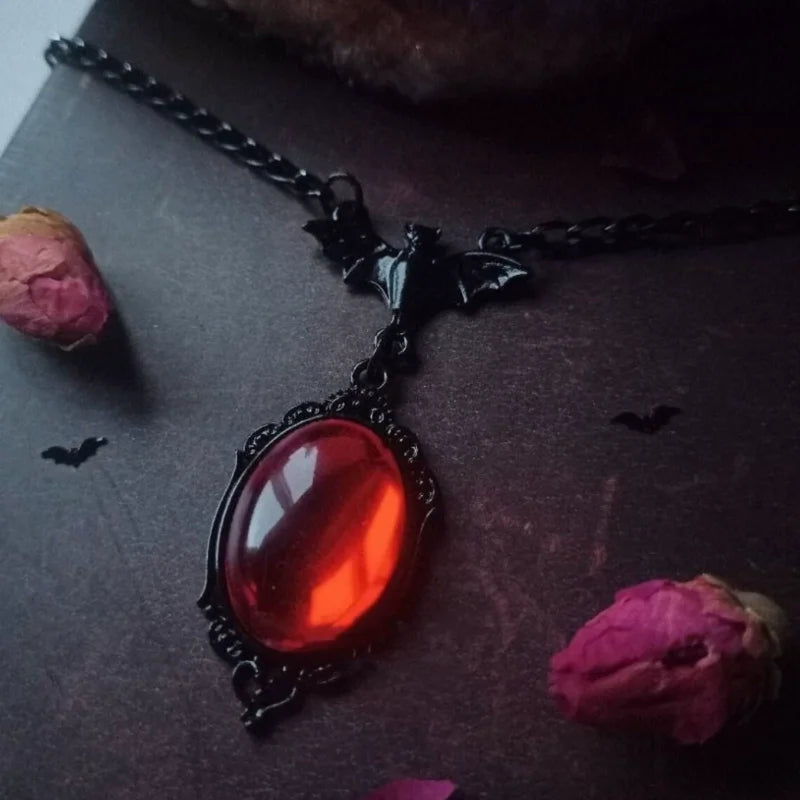 Gothic Blood Red Quartz Charm Necklace Oval Pendant Necklace For Women Halloween Vampire Embossed Witch Jewelry Vintage Chokers