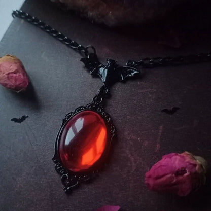 Gothic Blood Red Quartz Charm Necklace Oval Pendant Necklace For Women Halloween Vampire Embossed Witch Jewelry Vintage Chokers