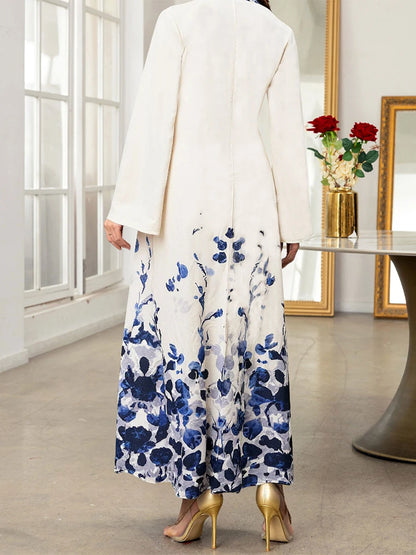 Women's Stylish Abaya with Intricate Floral Design Long Sleeves