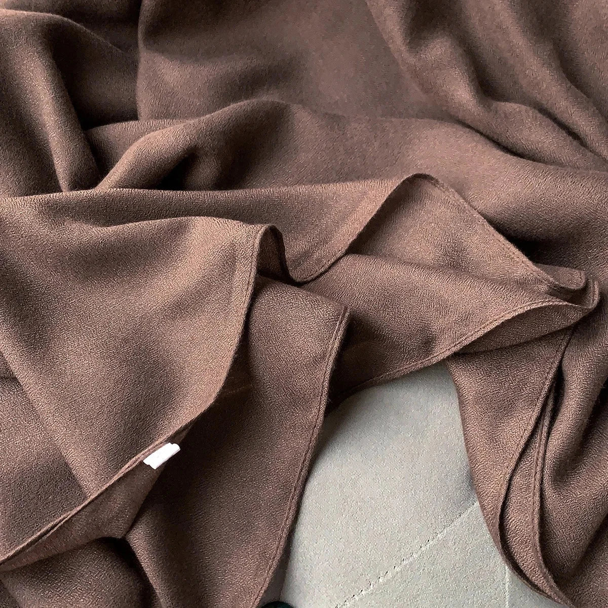 New Solid Cotton Scarf for Women Winter Warm Tassel Linen Pashmina Scarves Hijab Lady Foulard Shawls Wraps Female Bandana