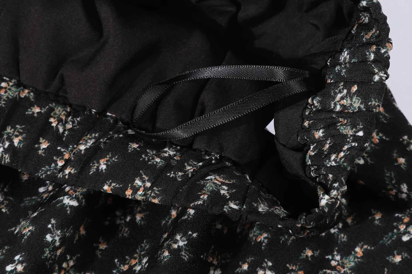 High Waist Vintage Floral Printed Women's Umbrella Skirts 2025 New Spring Autumn Black Casual Loose Straight A-line Skirt Female